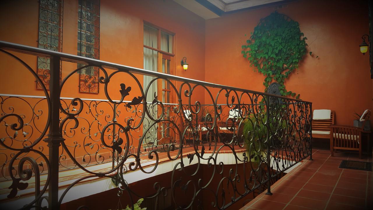 La Isabela Suites Panama Stadt Exterior foto